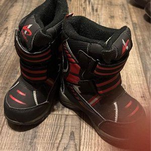 Child Snow Boots size 6M